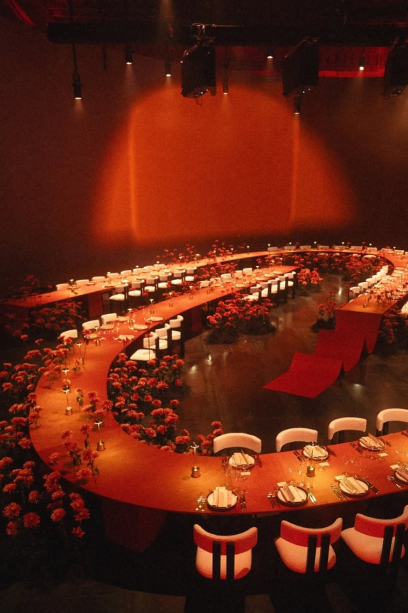 40 Creative Reception Table Layouts for Every Wedding Style