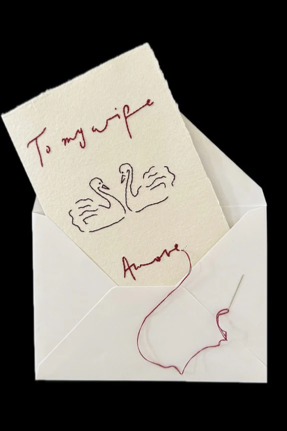 30 Wedding Day Gift Ideas for the Bride From the Groom That Feel Truly Special