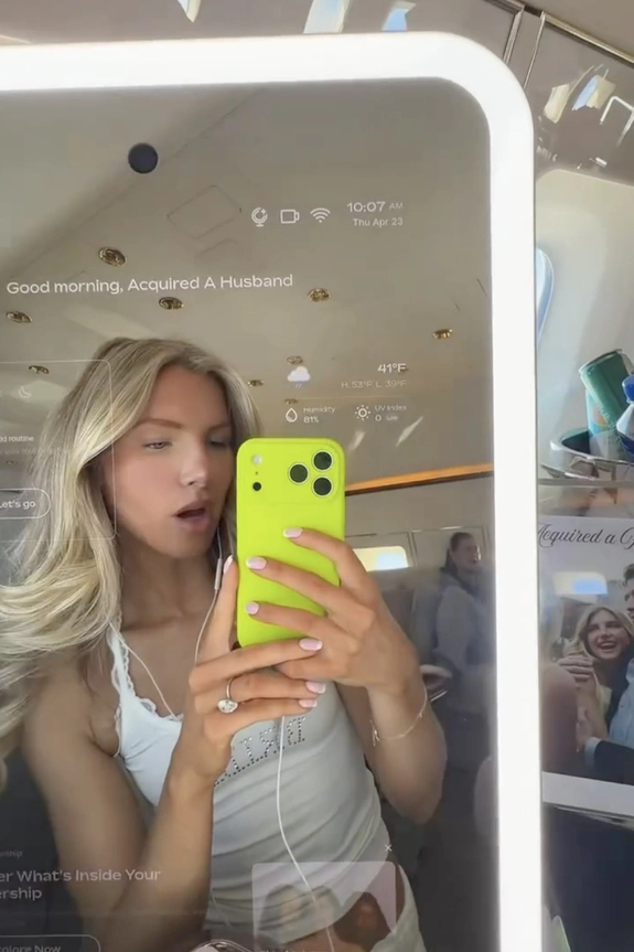 What Is the Swan Beauty Mirror? The New AI Beauty Tech Going Viral Right Now