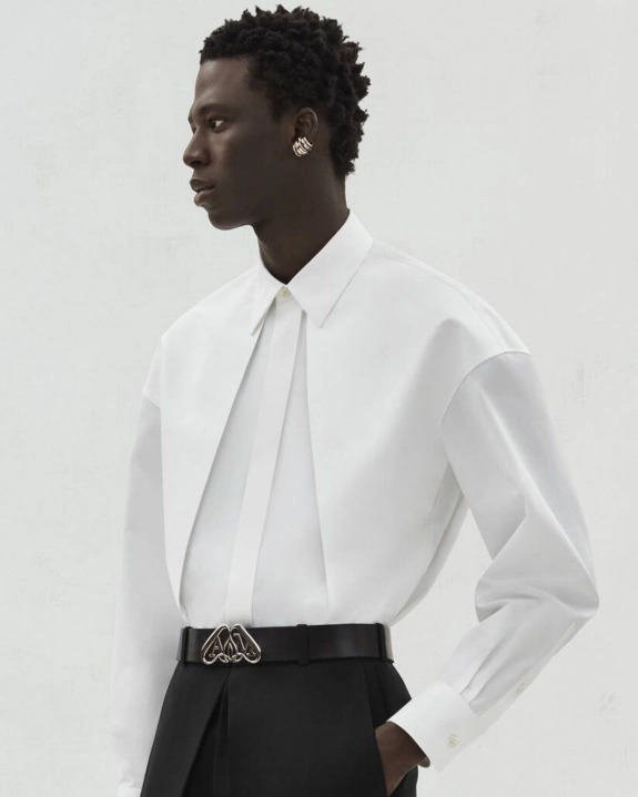 Stylish Belts to Enhance the Groom's Look