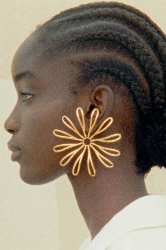 10 Floral Motif Jewelry