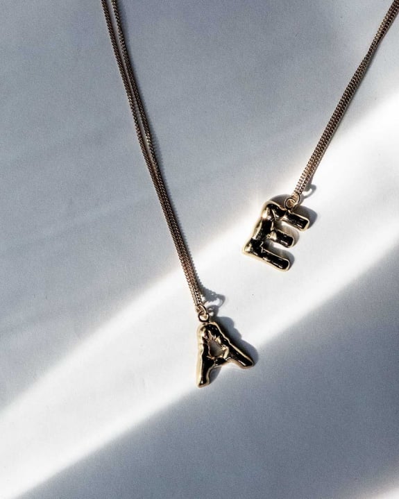 12 Unique Wedding Gifts to Give Your Guests
