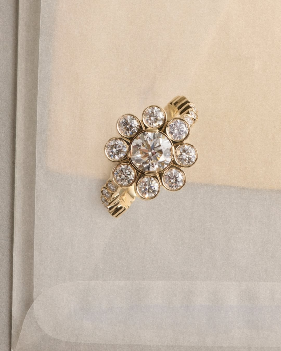 50 Iconic Vintage Engagement Ring Styles & Cuts