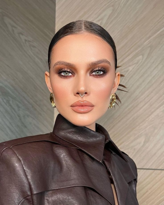 Espresso Makeup Guide