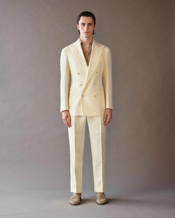 16 White Suits for Grooms