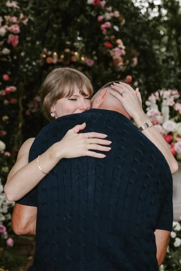 Taylor Swift and Travis Kelce Are Married: First Details From Their Madison Square Garden Wedding