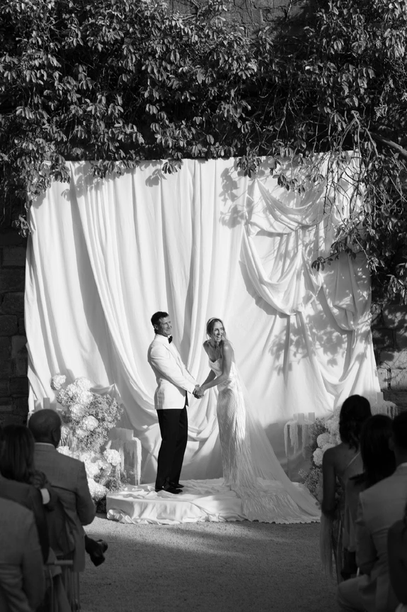 Nervous About Your Wedding Speech? Here's How to Navigate the Anxiety