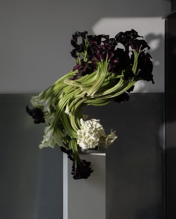 Trend: Twisted Floral Centerpieces