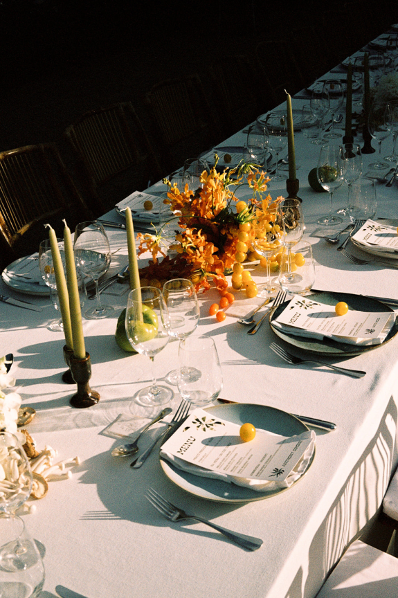 A Vibrant Retro Wedding in a Charming Portugese Castle
