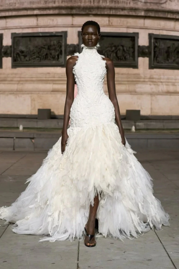 10 Defining Bridal Trends From the Spring/Summer 2027 Ready-to-Wear Runways