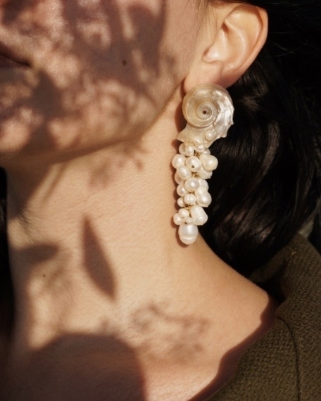 Pearl jewelry for the wedding