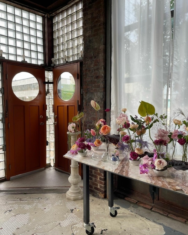 Florists for a Stylish Bridal Bouquet