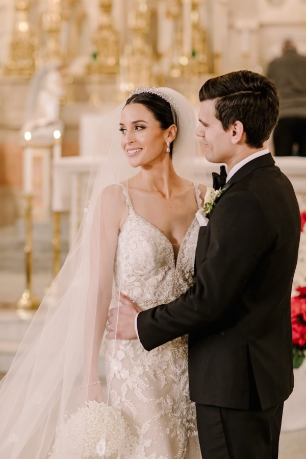 Princess – inspired romantic wedding in Michigan.