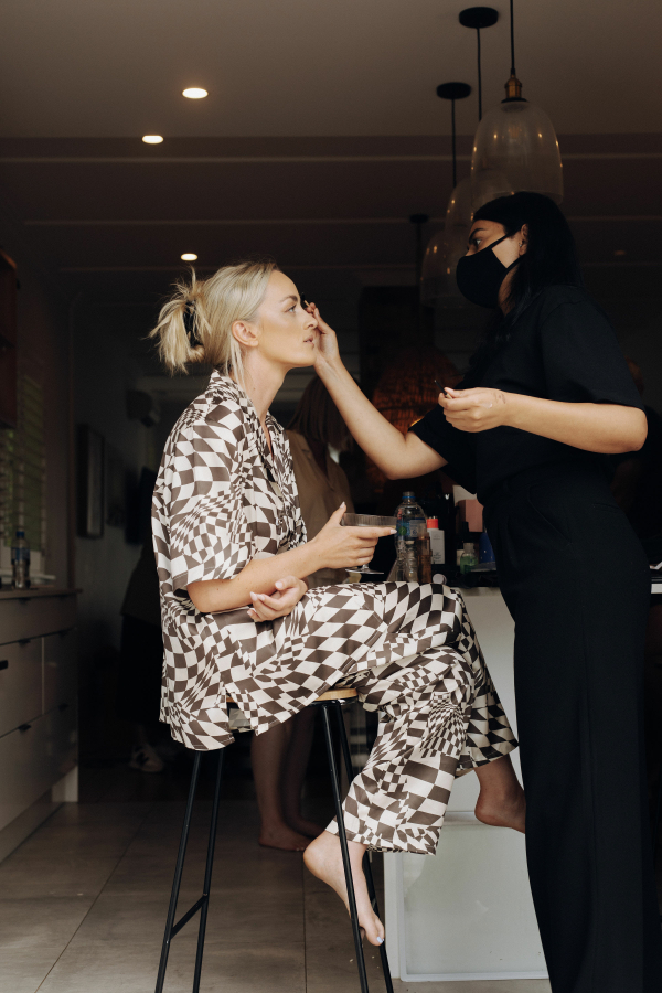 An Amazing Mix of Traditions and Modern Style on the Real Wedding