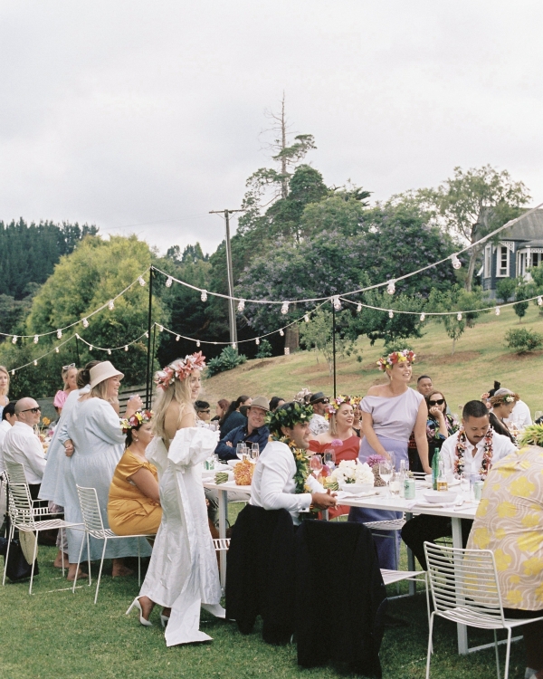 An Amazing Mix of Traditions and Modern Style on the Real Wedding