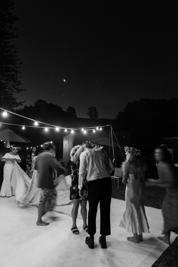 An Amazing Mix of Traditions and Modern Style on the Real Wedding