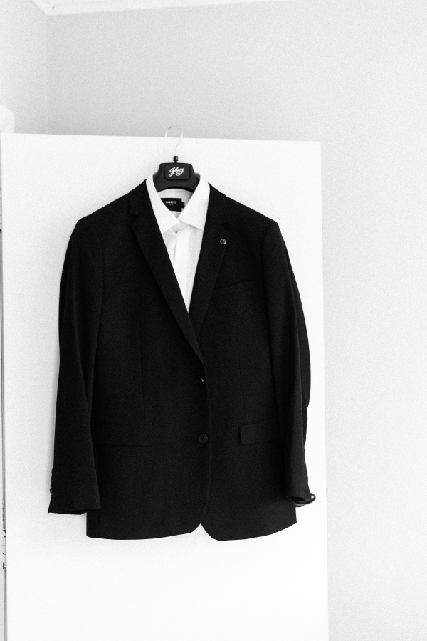 An Amazing Mix of Traditions and Modern Style on the Real Wedding