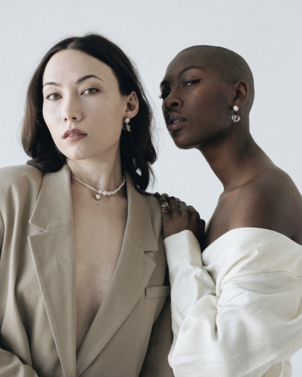 Pearl jewelry for the wedding