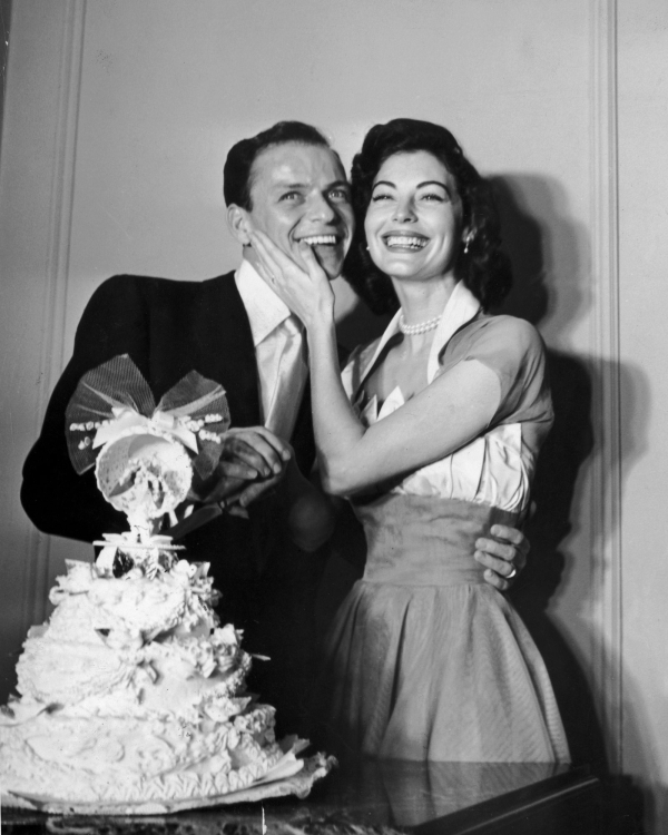 Golden Age of Hollywood Actresses | Vintage Hollywood Wedding Dresses