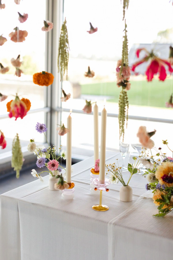 A Burst of Color: A Vibrant 90's Inspired Wedding — photo 9