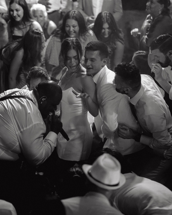 Real Cabo Wedding | Interview with the bride about planning, choosing outfits and creating the entertainment programme