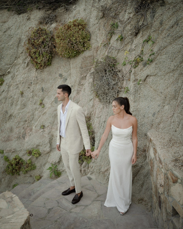 Real Cabo Wedding | Interview with the bride about planning, choosing outfits and creating the entertainment programme