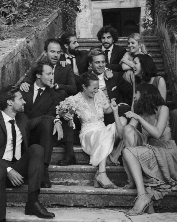 16 Unique Gifts for Wedding | Cool, Interesting Presents Ideas for Newlyweds