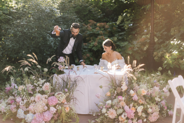 Serena & Jacob’s Botanical Gardens Wedding| Photos | Wedding Venues in McMenamins Edgefield