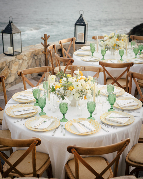 Real Cabo Wedding | Interview with the bride about planning, choosing outfits and creating the entertainment programme