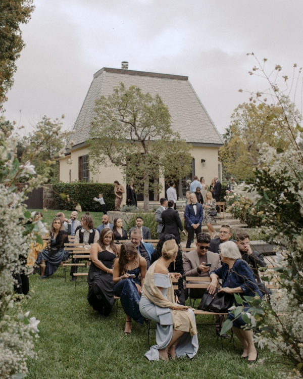 European-Style Wedding at Private Residence | Photo| Backyard Wedding of Lindsay and Gonzolo