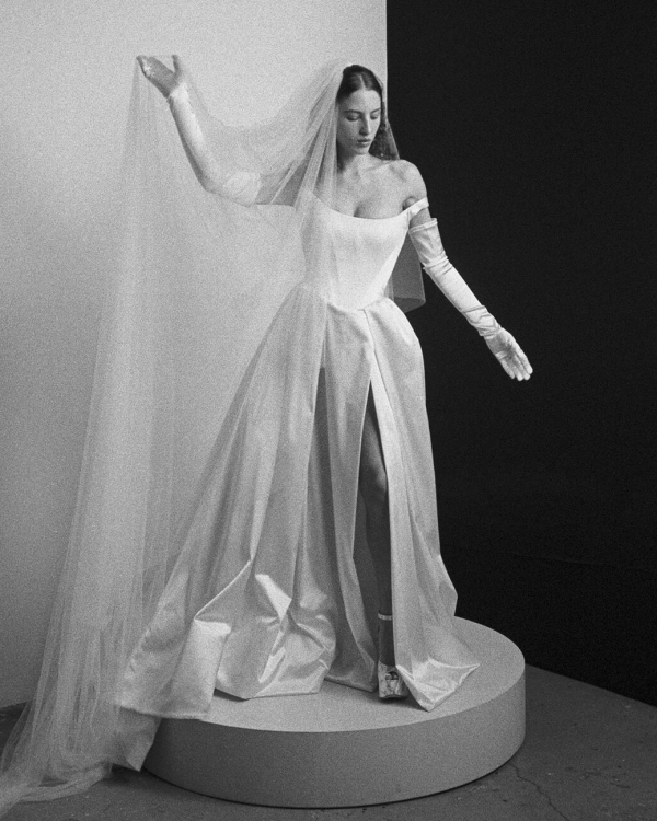 15 Wedding Veil Brands | Modern Fashion Bridal Veils Selection