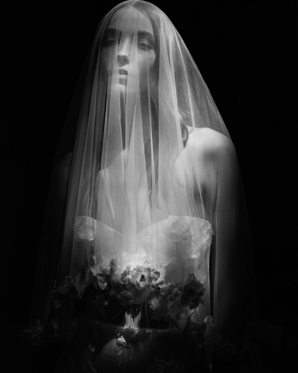 15 Wedding Veil Brands | Modern Fashion Bridal Veils Selection