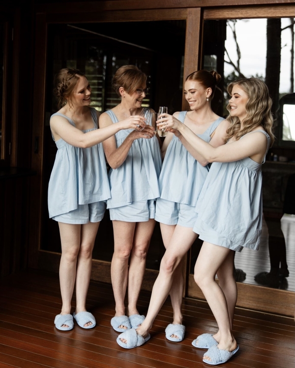 Beautiful Garden Wedding | Wedding Tent, Flower Cake and Eternal Love