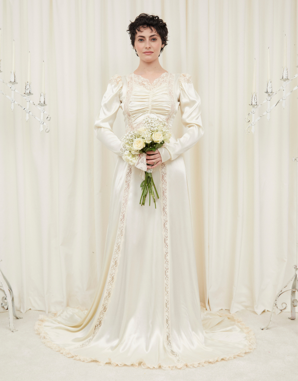 New Collection of Wedding Dresses from Tanner Fletcher | Bridal Gowns from Tanner Fletcher Designer