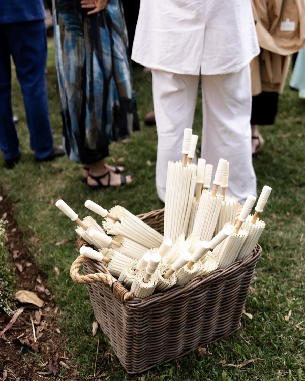 Beautiful Garden Wedding | Wedding Tent, Flower Cake and Eternal Love