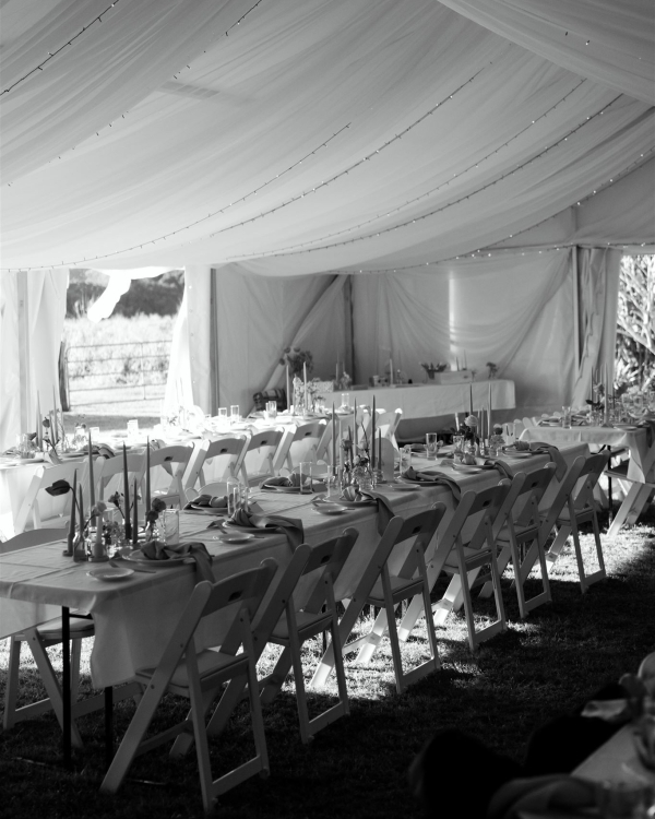 Beautiful Garden Wedding | Wedding Tent, Flower Cake and Eternal Love