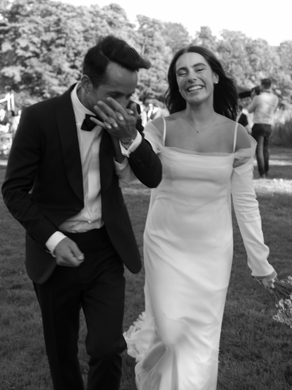 Beautiful Backyard Wedding in Massachusetts | End-of-Summer Wedding Under the Tent