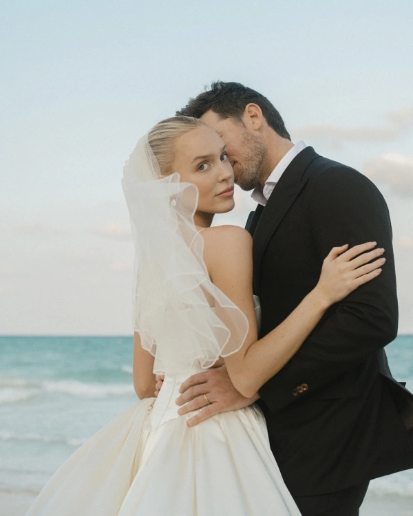 Alex Cooper & Matt Kaplan's Riviera Maya Wedding — photo 1