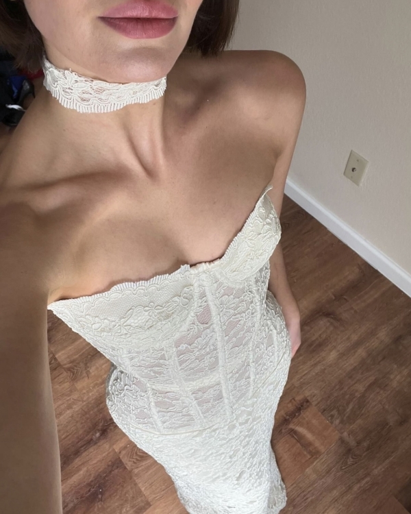 Lace As a Modern Bridal Style Trend | Wedding Lace Gowns Inspo