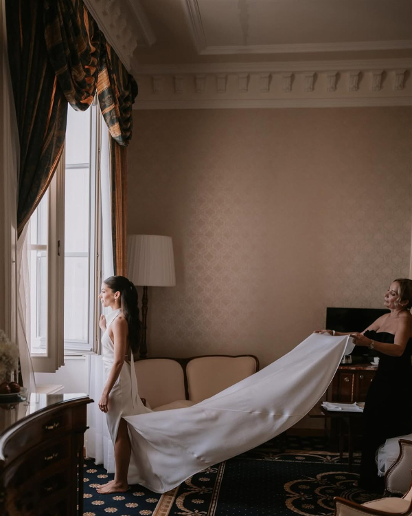 The Do’s and Dont's of Getting Ready Photos