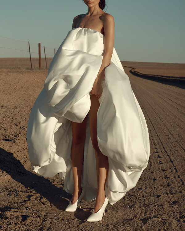 The Chicest Looks & Trends from the Spring '26 Bridal Collections