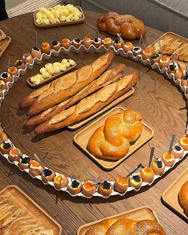 7 Unique Wedding Appetizers and How to Serve Them