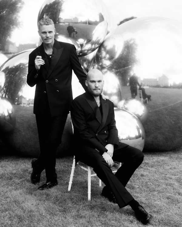 An Elegant Danish Castle Wedding with Modern Art Installations