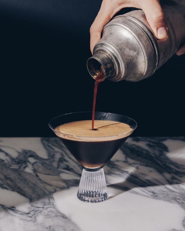 6 Must-Try Signature Wedding Cocktails Your Guests Will Love