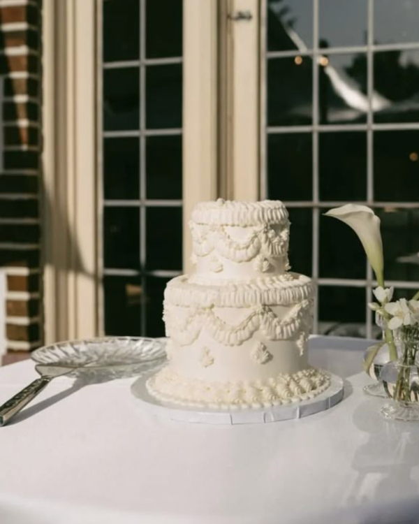 40 Timeless Event Design Ideas for an Elegant & Classic Wedding