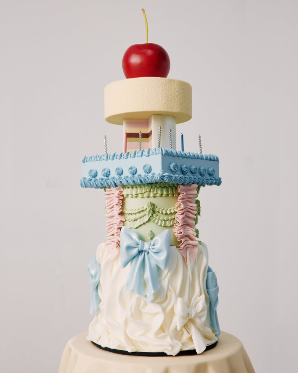 40 Creative Wedding Cakes That Double as Decor