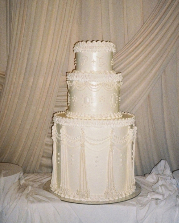 40 Timeless Event Design Ideas for an Elegant & Classic Wedding