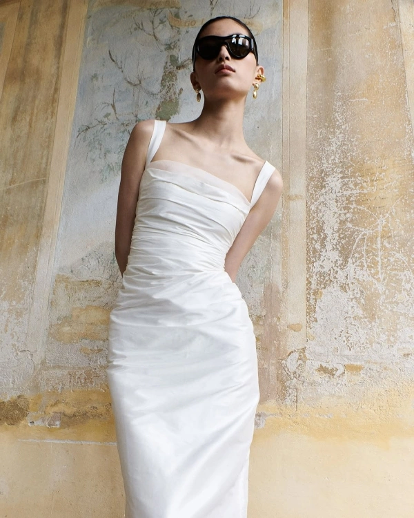 16 Best Bridal Designers in the UK — photo 2