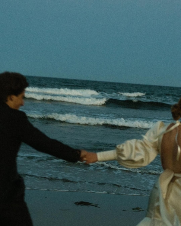 The Top Wedding Photography Trends for 2025 According to Pinterest