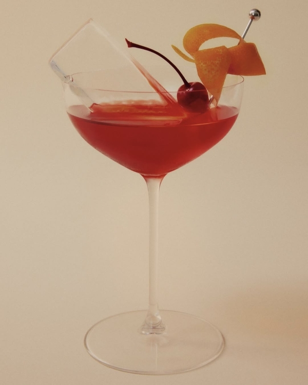 6 Must-Try Signature Wedding Cocktails Your Guests Will Love